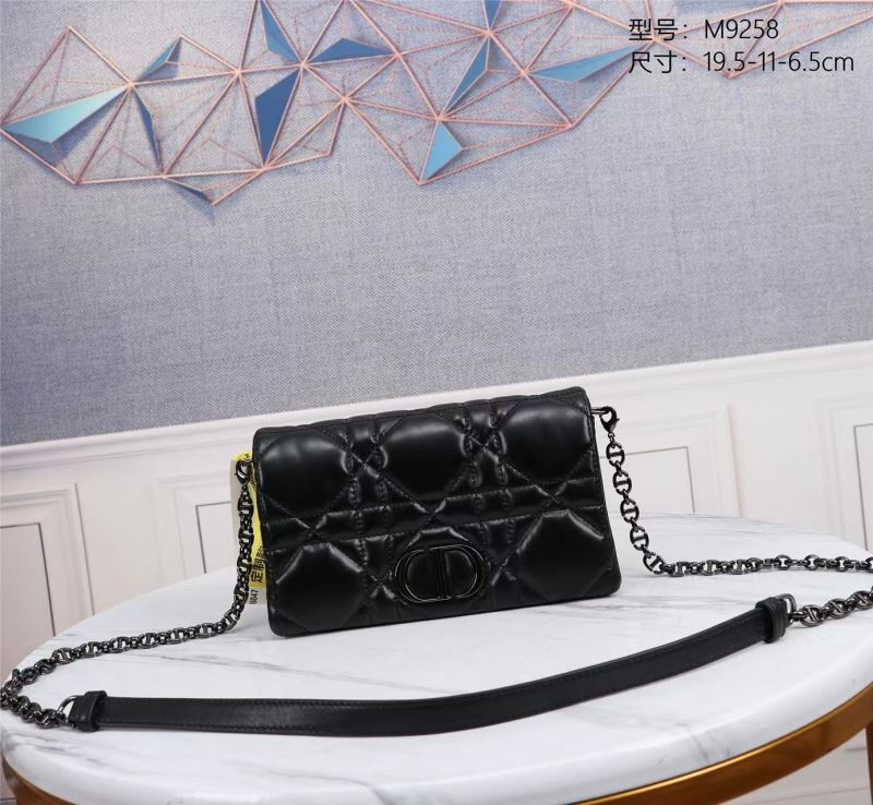 Christian Dior Montaigne Bags